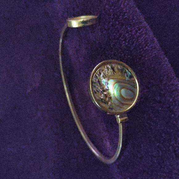 Vintage Abolone Shell Cuff Bracelet - Picture 2 of 7